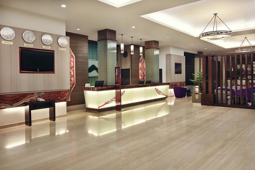 Mercure Pontianak City Center Eksteriør billede