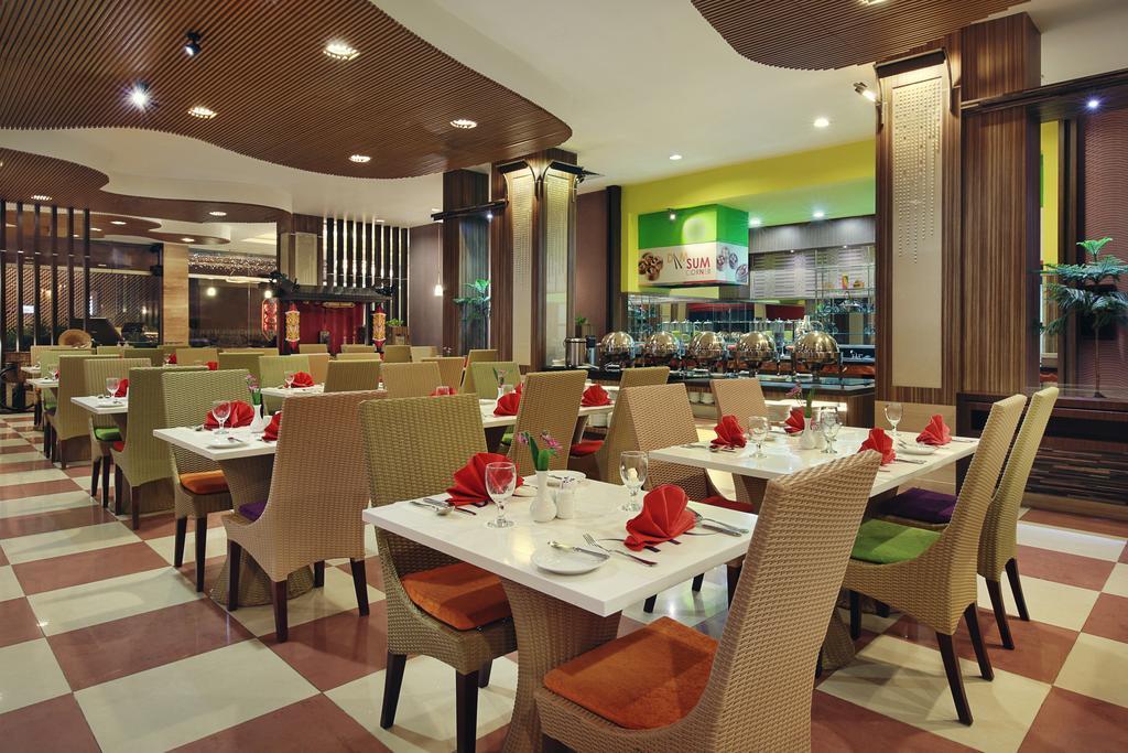 Mercure Pontianak City Center Eksteriør billede