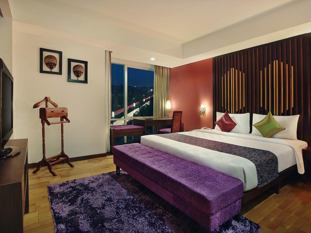 Mercure Pontianak City Center Eksteriør billede