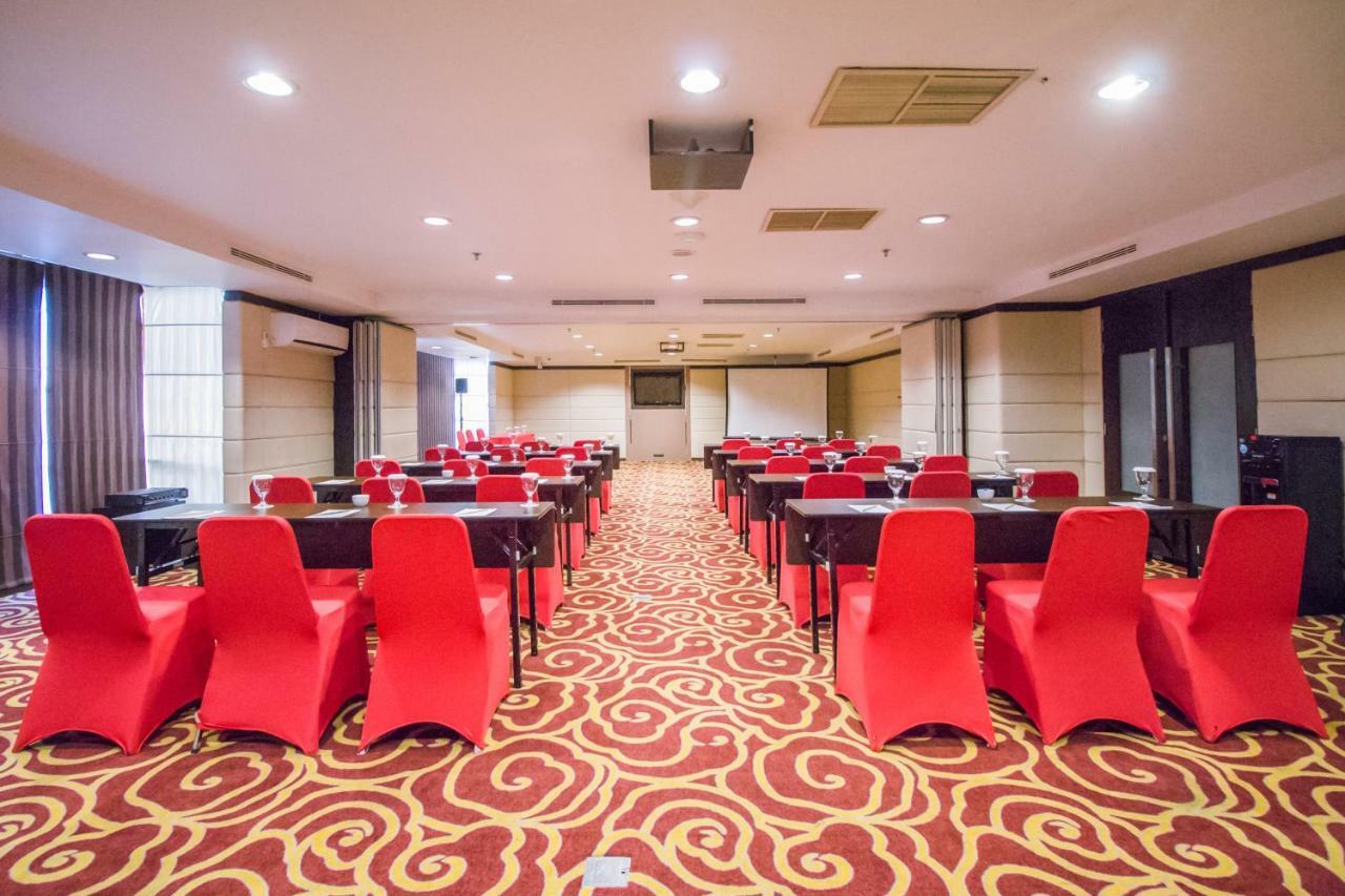 Mercure Pontianak City Center Eksteriør billede