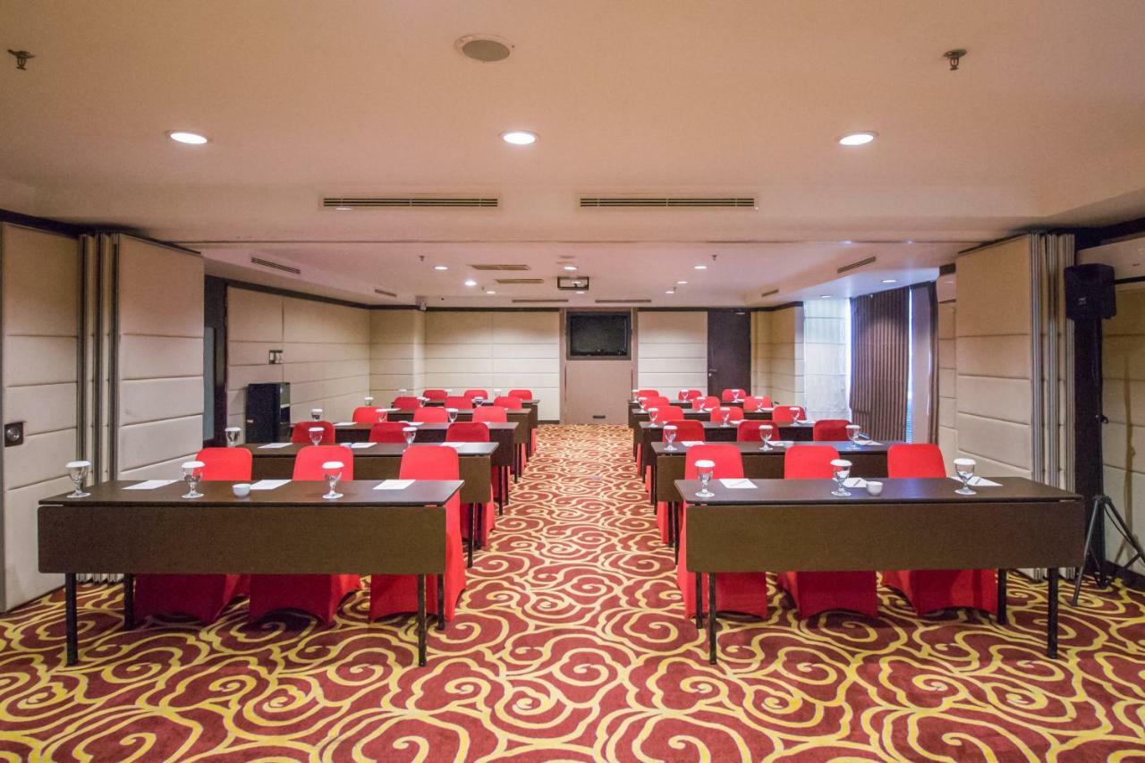 Mercure Pontianak City Center Eksteriør billede
