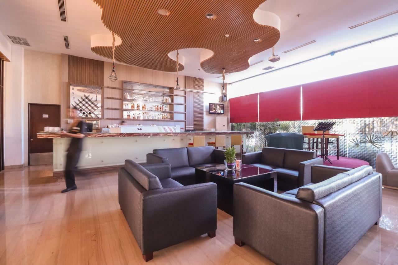 Mercure Pontianak City Center Eksteriør billede